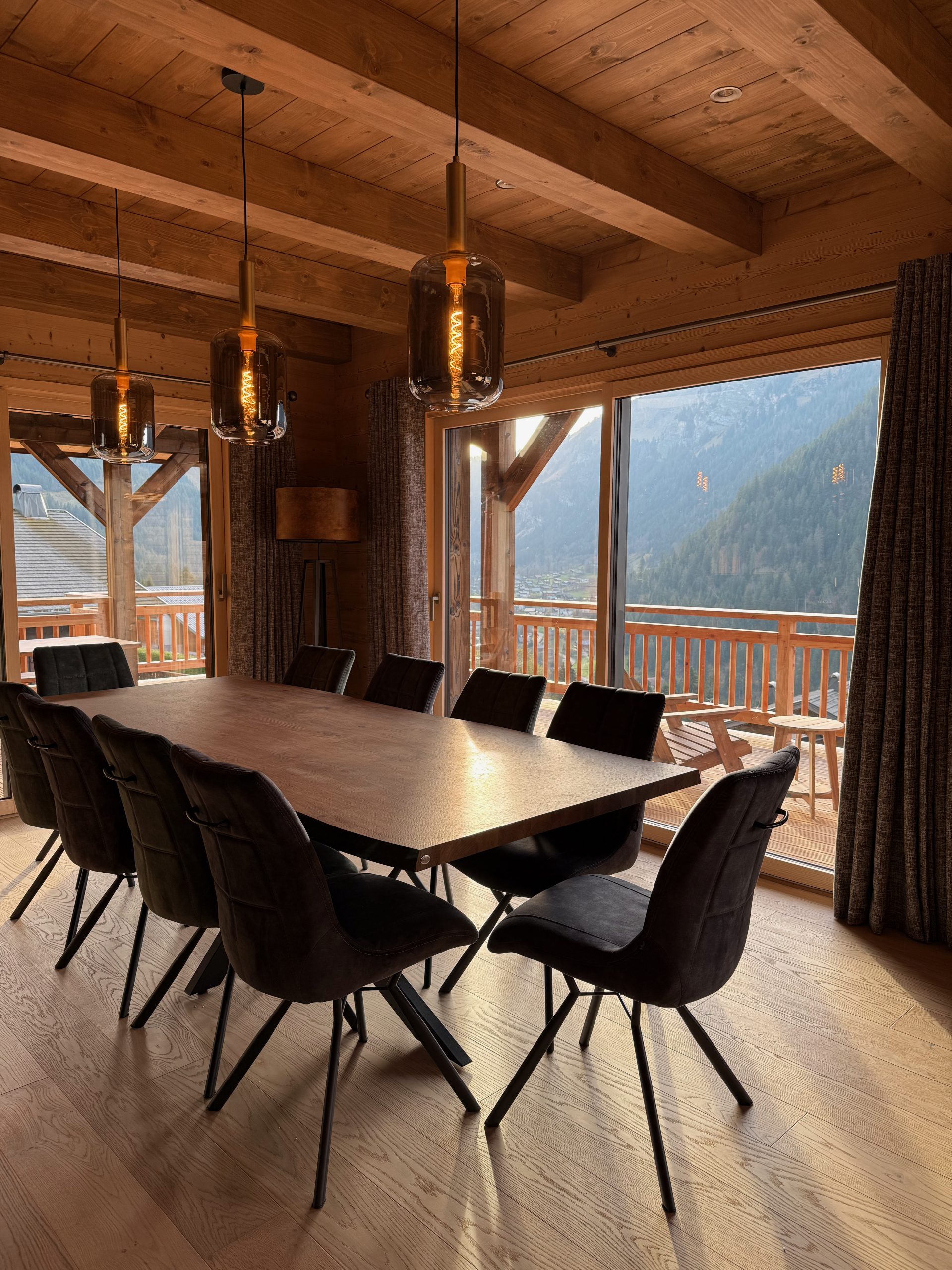 Dining table in a chalet